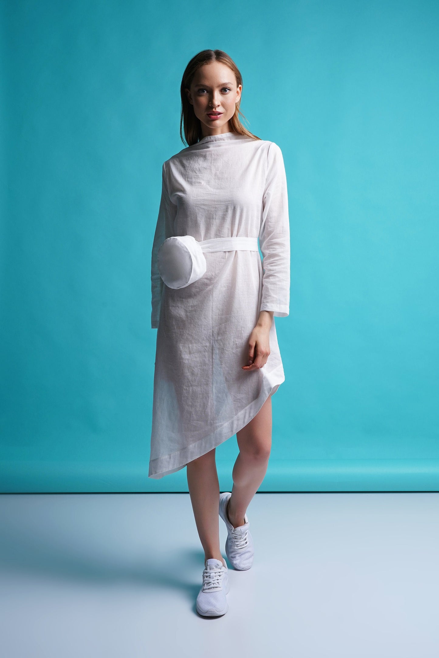 White long sleeve tunic