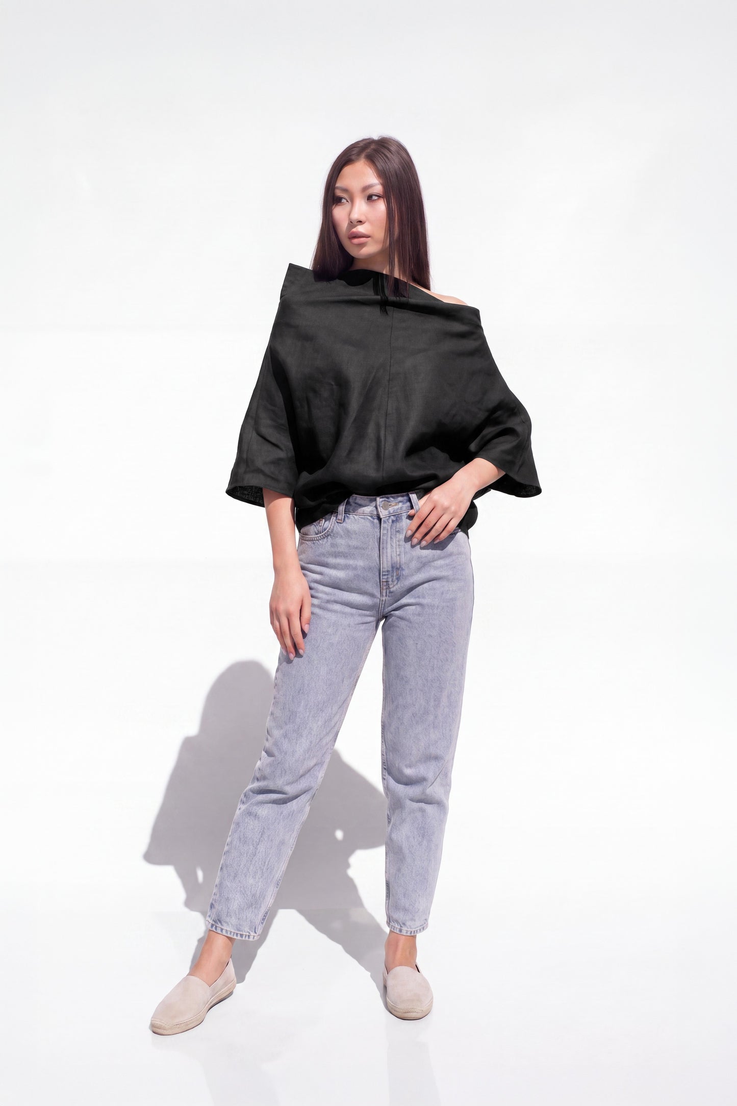 Black linen tunic