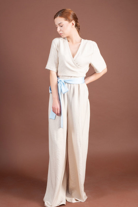 Wide leg jumpsuit with sleeves